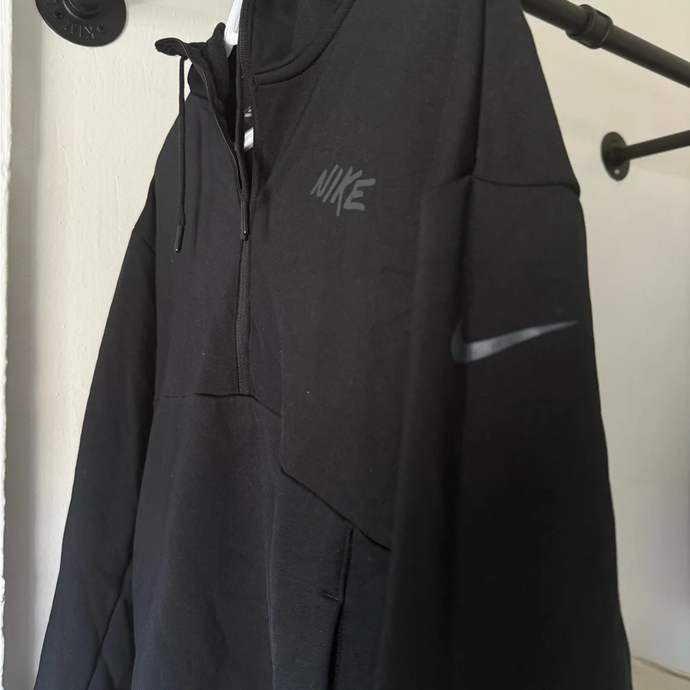 Nike Quarter Zip Hoodie - Picture 3 of 3